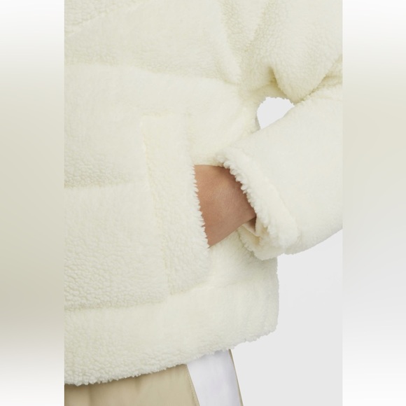 Nike City Series Therma-FIT Down Fleece Jacket - Picture 7 of 14